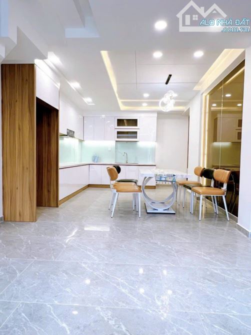 NHÀ XÂY MỚI 2025-  5 TẦNG - HẺM XE TẢI THÔNG -  ÔTÔ NGỦ TRONG NHÀ - LINH ĐÔNG, THỦ ĐỨC