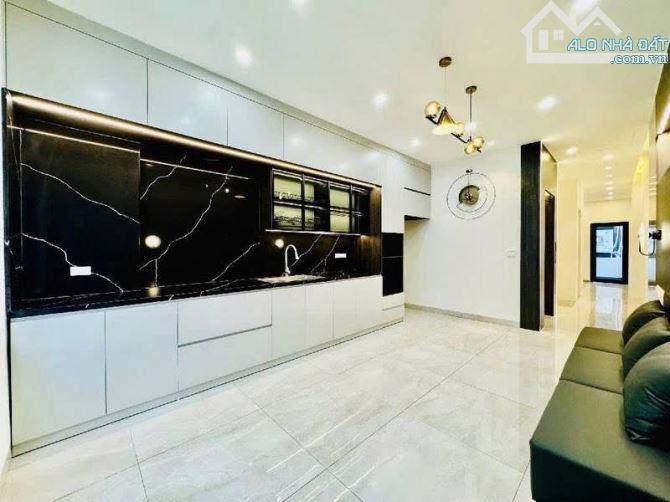 Bán nhà Phố An Dương Tây Hồ, 8m ra Phố, Ô tô vào nhà 50m2, 6 tầng thang máy, giá 15 tỷ