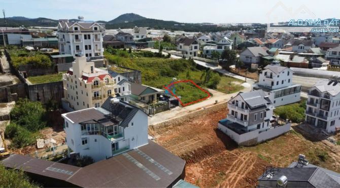 Đất ngộp hạ giá bán gấp từ 16.5tỷ nay chốt 10,5tỷ