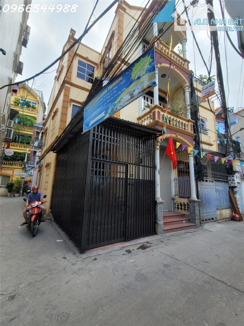 BÁN NHÀ LÔ GÓC - NGÕ Ô TÔ TRÁNH - PHỐ THẠCH BÀN, LONG BIÊN