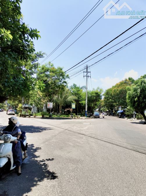 BÁN NHÀ 3 TẦNG MẶT TIỀN CHẾ LAN VIÊN – VỊ TRÍ KIM CƯƠNG, KINH DOANH ĐỈNH!