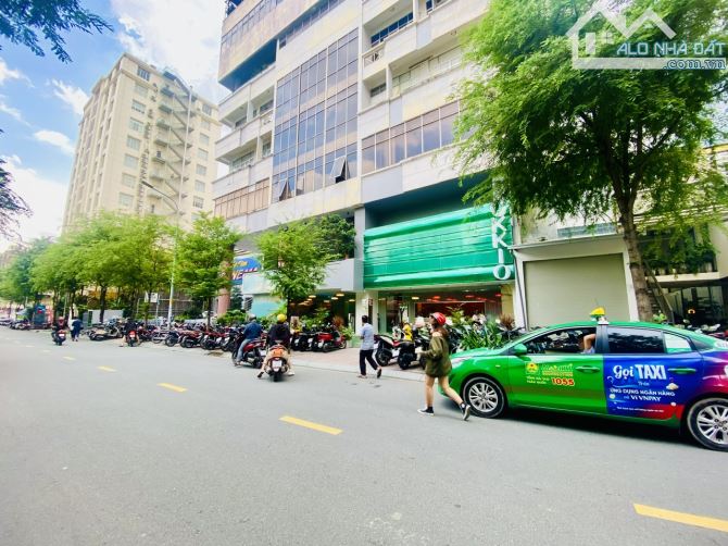 Cho thuê nhà Mặt tiền Nguyễn Siêu, P.Bến Nghé, Q1 - DT 13x14m, chỉ có trệt - Đoạn khu VIP