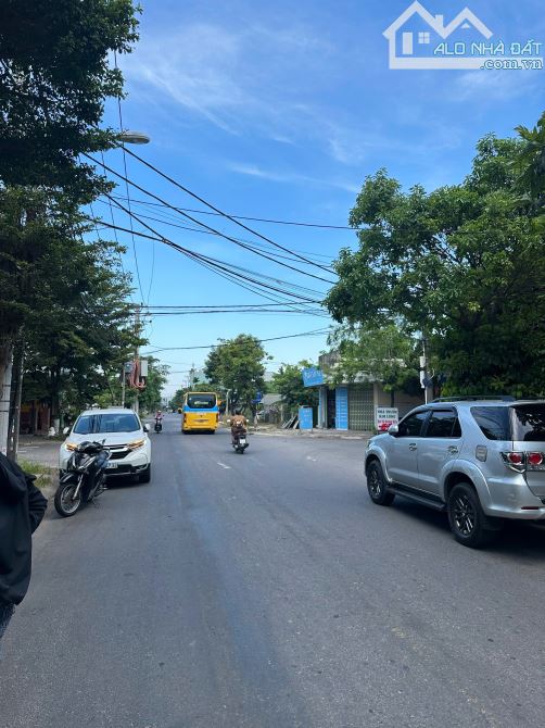 🥇 Chính chủ gửi lô đất đường Mẹ Thứ, Cẩm Lệ - MT, DT 100m2 sạch đẹp, Giá 5 tỷ tl