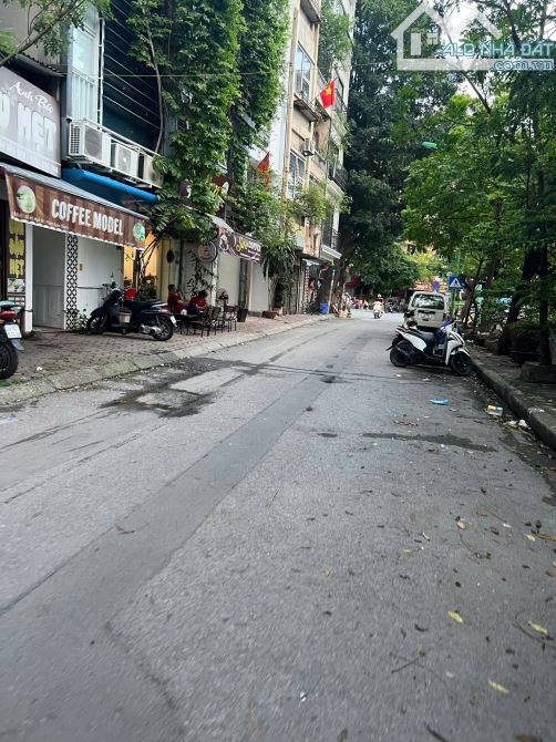 PHÂN LÔ PHÙNG CHÍ KIÊN, CẦU GIẤY, GẦN PHỐ, Ô TÔ CHẠY VÒNG QUANH, CHỈ 27 TỶ