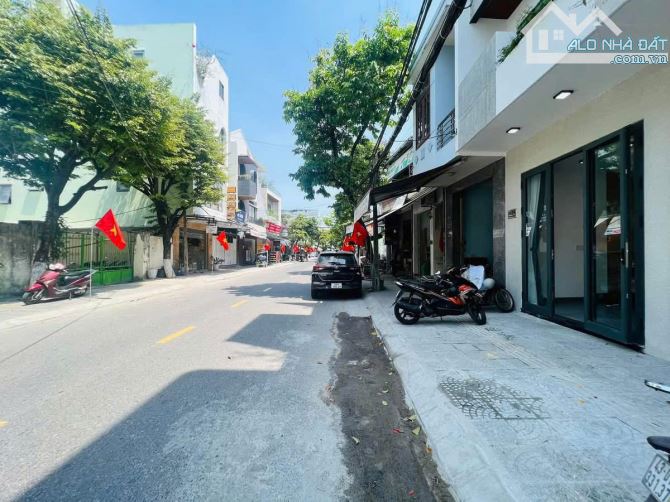BÁN NHÀ THỤY KHUÊ 52M2X4 TẦNG , 170TR/M2 , SIÊU HIẾM , MẶT NGÕ THÔNG - 8.8 tỷ