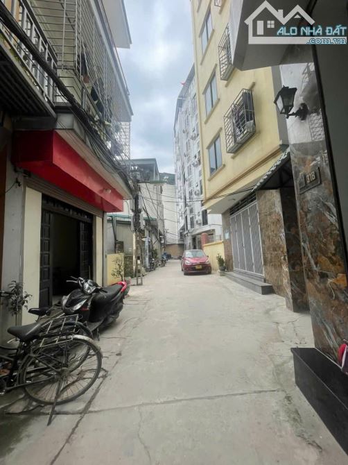 BÁN NHÀ TÂN TRIỀU-THANH TRÌ,Ô TÔ ĐỖ CỬA VÀO NHÀ,SỔ VUÔNG ĐẸP Ở NGAY,32MX5T,MT4,5M,GIÁ8,1TỶ