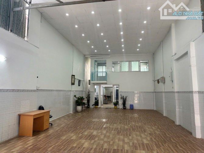 BÁN NHÀ RIÊNG - DT: 6.5 x 25M( NỞ HẬU) TỔNG 200M - PHẠM HỮU LẦU - QUẬN 7, GIÁ 10.9 TỶ