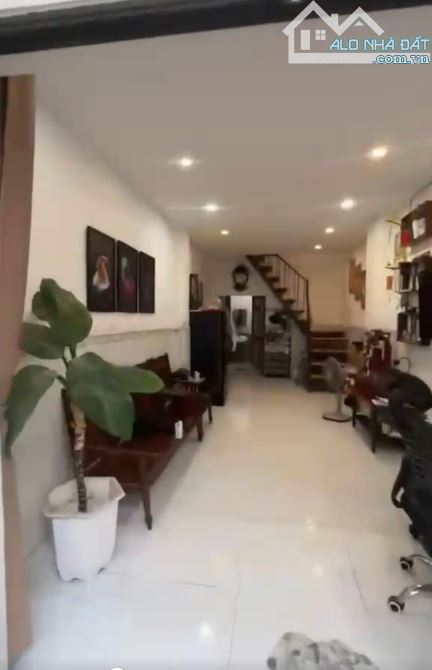 NHÀ KIỆT LÊ ĐỘ - GIÁ SỤP HẦM - nhỉnh 2 tỷ