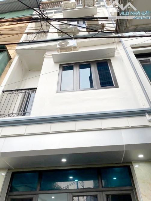 BÁN NHÀ LẠC LONG QUÂN- TÂY HỒ- 5 TẦNG MỚI ĐẸP Ở NGAY- TẦNG 1 PHÒNG KHÉP KÍN- 40M  HƠN 7 TỶ