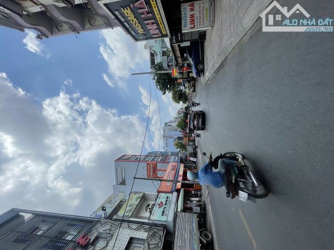 Bán Nhà 370m2( 9,4x40m Nở Hậu 9,7m) Mặt Tiền Tân Kỳ Tân Quý-Đoạn Gần Aeon-Tân Quý-Cấp 4
