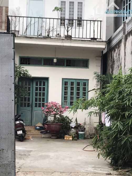 Nhà Ngọc Thụy 200X3T, mặt tiền rộng đẹp 7.5m, ngõ ô tô tránh, giá tốt 15.5 tỷ.