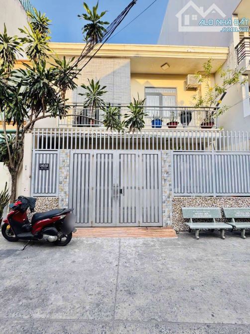 Bán nhà hẻm Tân Kỳ Tân Quý, phường Tân Sơn Nhì, quận Tân Phú 8x19m 1 lầu giá 15 tỷ