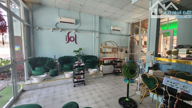 BÁN NHÀ MẶT TIỀN NGUYỄN THỊ THỬ - HÓC MÔN - NGANG 7M - DIỆN TÍCH 300M2 - GIÁ CHỈ 12.9 TỶ