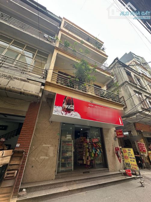 Bán nhà phân lô Nguyễn Trãi 70m2, 4 tầng, lô góc, ô tô tránh, 20m ra phố, chỉ 23 tỷ.