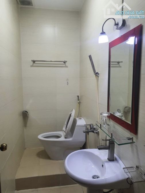 🏠 Nhà 4 TẦNG, XE Ô TÔ đậu trước nhà khu kinh doanh đường Dương Bá Trạc P1 Q8