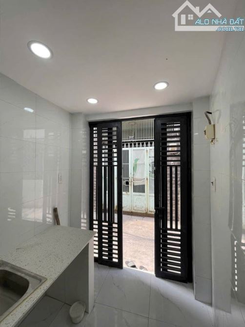 Bán Nhà Hẻm 3m Cách Mạng Tháng Tám, P.13, (Quận 10) 2x3.5, 20m², trệt 2 tầng