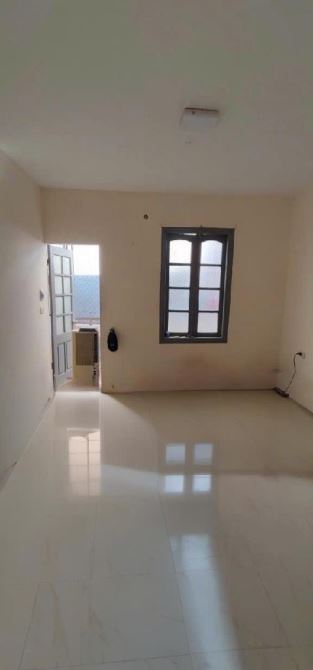 NHÀ ĐÊ LA THÀNH - ĐỐNG ĐA-   DT.27m2 -3T -NGÕ Ô TÔ ĐỖ-GIÁ CHỈ 5 TỶ