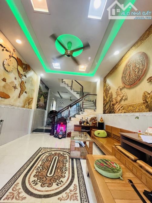 BÁN NHÀ 3 TẦNG MẶT TIỀN ĐƯỜNG TX14 – NGAY KDC PICITY HIGH PARK, QUẬN 12