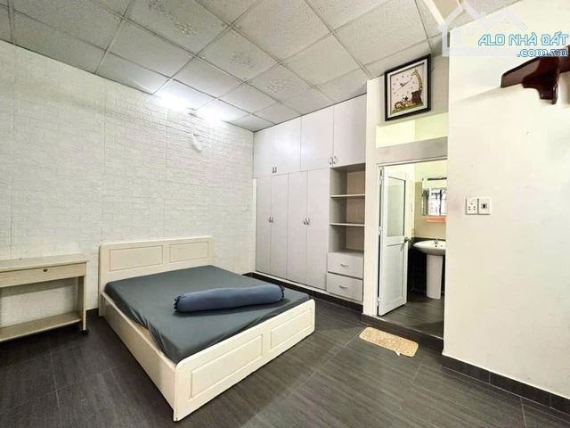 CHDV HXH khu vip Lê Văn Sỹ, Phường 12, Quận 3 - 4.5*17, 5 Tầng, 8 Phòng - Thu nhập 60tr/t