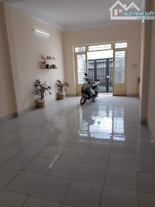 NHÀ MỚI ĐẸP GÒ CÁT,SÁT TRUNG TÂM Q9, 150M,GIÁ HƠN 6.5TỶ XÍU