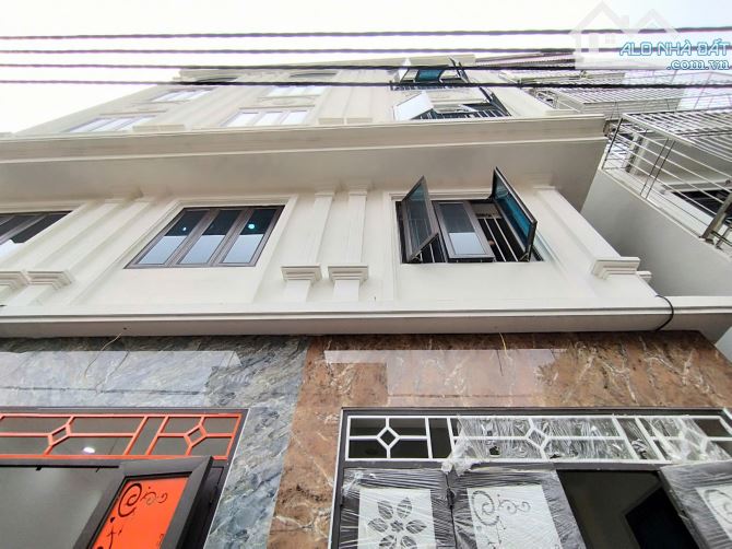 Bán Nhà Mới Mậu Lương, 5 Tầng thang máy, 3PN, Giá 6.9Tỷ