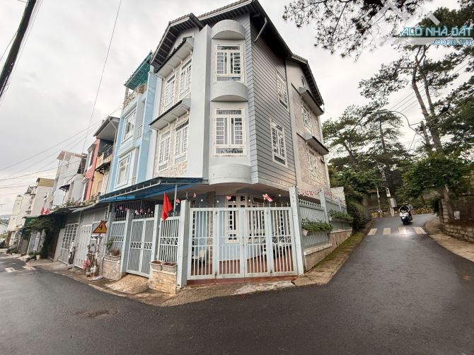 Bán Nhà Phố 4 Tầng 2 Mặt Tiền Đường Nhựa 6m Ngang Gần 9m Nguyễn Khuyến P5 Đà Lạt Giá Ngộp