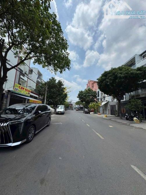 Bán nhà mặt tiền đường 34 khu tên lửa giá 12,5 tỷ