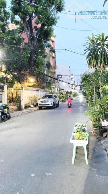 🏡🔥KHU VIP P.21 BÌNH THẠNH🔥 - NGAY HÀNG XANH - 5 TẦNG - 36M2 - 💥NGANG 4M💥 - VUÔNG VỨC