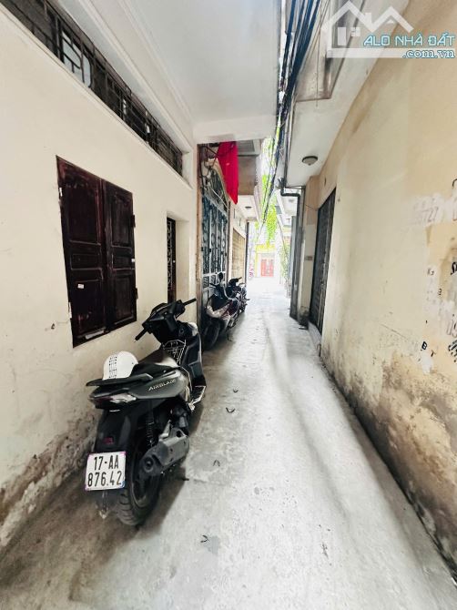 Bán nhà riêng Liên Mạc, Bắc Từ Liêm, 33m, ngõ thông gần ô tô, nhỉnh 3 tỷ