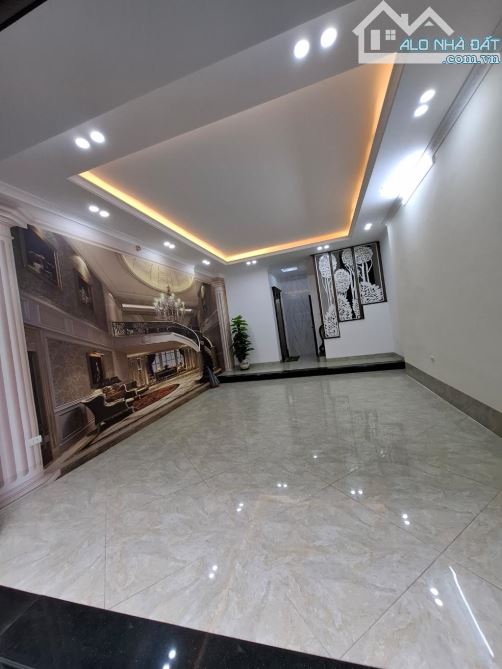 +HOA HẬU VƯƠNG THỪA VŨ  +56m 7 TẦNG THANG MY GIÁ 16.3TY