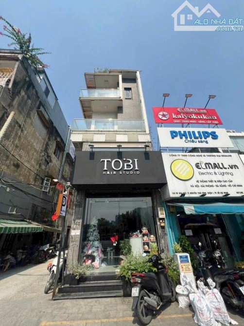 Bán nhà đường Thăng Long, P4, Tân Bình. Nhà mới tinh, 4 lầu