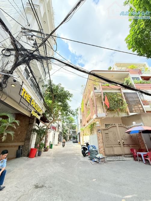 NHÀ 4 TẦNG khu Sân Bay- phường 2, Tân Bình, DT 4x27m KO LỘ GIỚI
