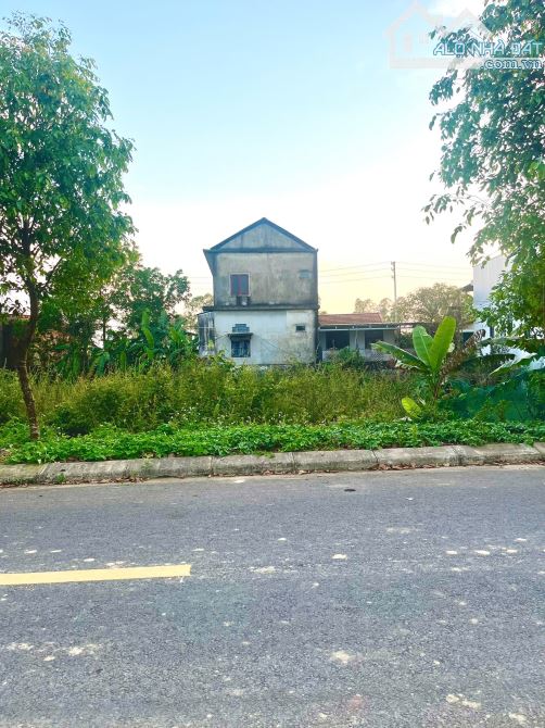 Lô 200m2 KQH Hương Xuân - Gần UBND