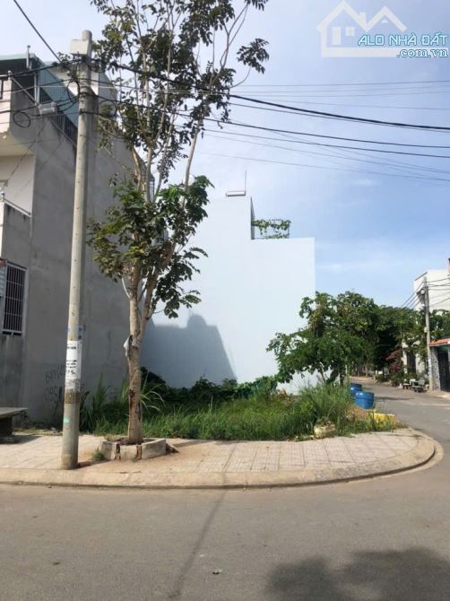 HÀNG NGỘP GẤP BÁN, CĂN GÓC 2 MẶT TIỀN, DT 81M² (NGANG 6M), LONG TRƯỜNG, QUẬN 9