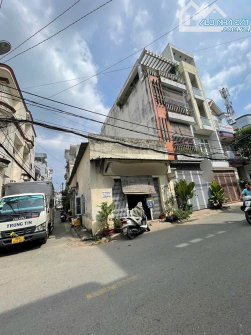 Đất hiếm 5x17(82m2 vuông vức) 2 mặt đường nhựa 8m thông kết nối Trường Chinh-Phan Huy Ích