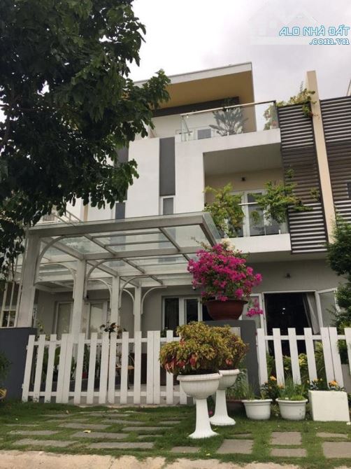 Bán Nhà Mặt Tiền K300, P12, Tân Bình. DT: 8x20m, 3 Tầng ST  Giá Bán 40 Tỷ