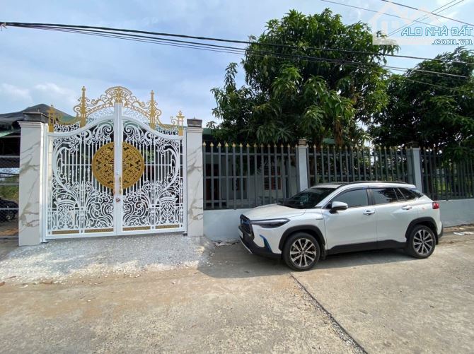 bán nhà thị trấn nhà bè giá rẻ biệt thự sân vườn chỉ 6.6 tỷ