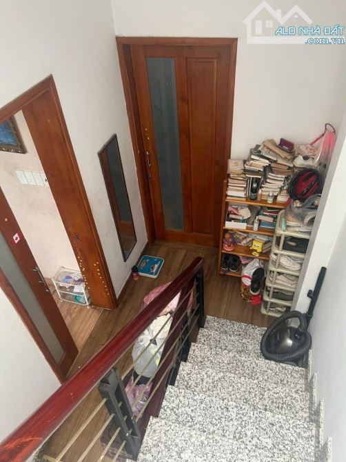 Bán nhà 4 tầng hẻm xe hơi đường Lê Thị Bạch Cát phường 11 quận 11