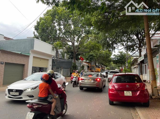 Mặt Tiền Kinh Doanh Nguyễn Khuyến‼️Chỉ 5 Tỷ xxx - Gần Chợ Phan Chu Trinh - Kinh Doanh Tốt