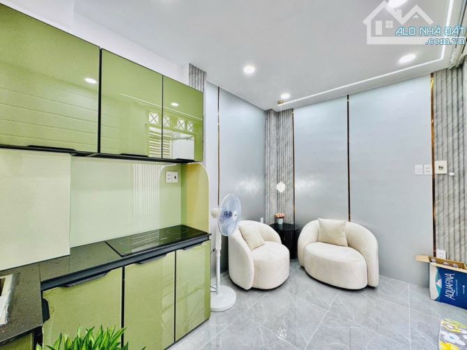 15m2, 4 tầng, hxh, Ng Văn Đậu, P5, Chỉ nhỉnh 3T còn TL