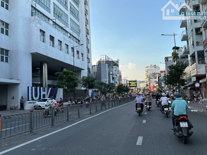 Bán MTKD ngay ĐH Công Nghiệp 225m2 Nguyễn Văn Nghi ngang 7.1m 3 lầu TN 60tr KD VIP 39.5 tỷ