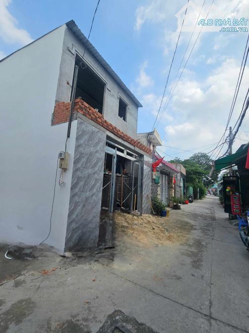BÁN NHÀ 2 TẦNG MỚI XINH HẺM Ô TÔ LÊ VĂN KHƯƠNG HIỆP THÀNH QUẬN 12