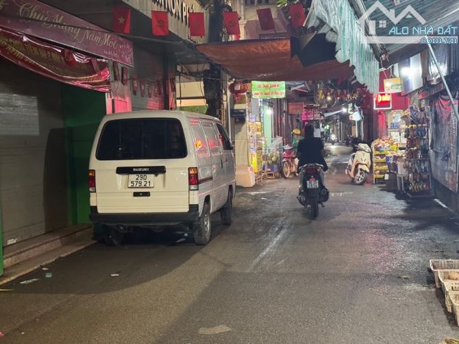 🏠 HÀNG HIẾM NAM TỪ LIÊM - NHỈNH 8 TỶ – NGÕ KINH DOANH – Ô TÔ VÀO NHÀ - TẶNG FULL NỘI THẤT