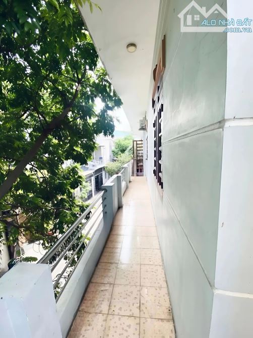 HẺM XE TẢI Thông ĐƯỜNG SỐ TÂN KỲ TÂN QUÝ 2 Tầng 5M17M NỞ HẬU TÀI LỘC 7M Chỉ 7.65 TỶ