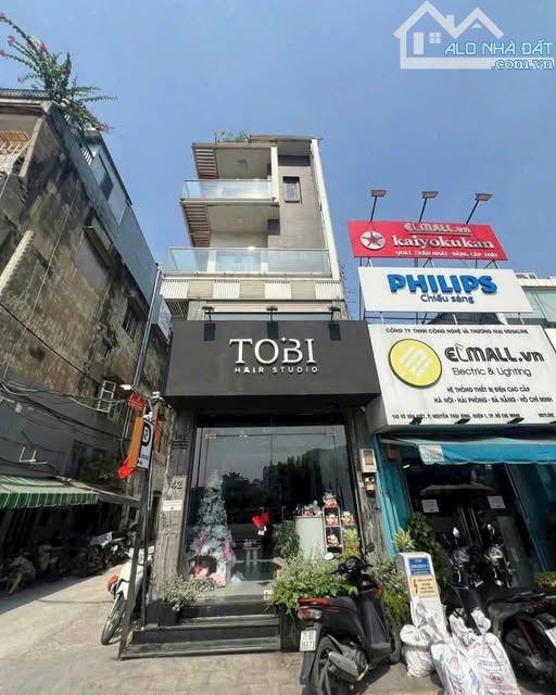 Góc 3MT Võ Văn Kiệt, P. Nguyễn Thái Bình, q.1 - DT: 4m x 24m - 5 Tầng - 30 tỷ