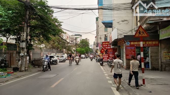 Siêu hiếm! Bán đất Mỹ Đình Nam Từ Liêm - mặt tiền rộng  nở hậu- 129.2 m2-12.8 tỷ-