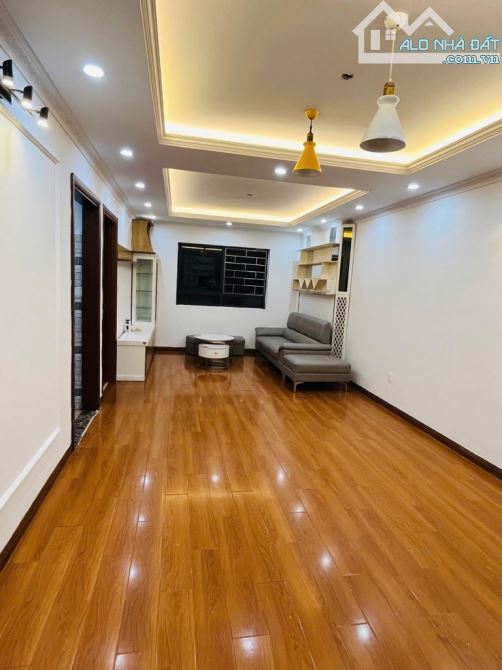Bán căn hộ Hateco Yên Sở Hoàng Mai – 2 ngủ +1, 2 WC, full nội thất, 77/81m², giá 4.1 tỷ