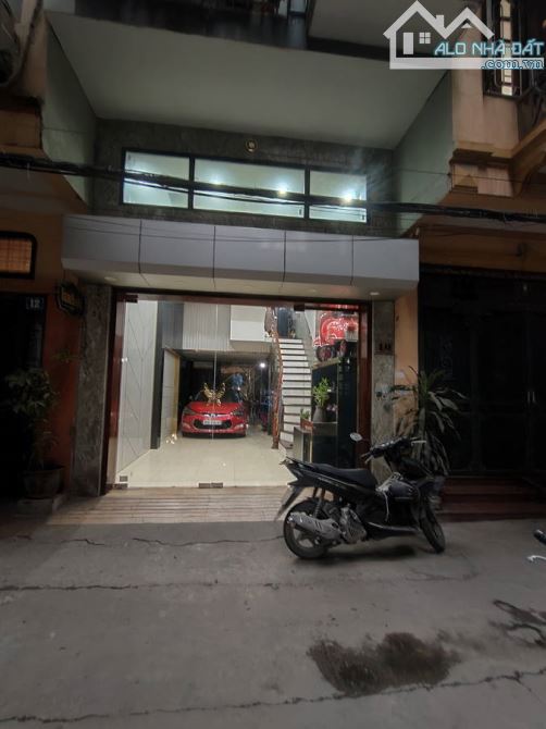 BÁN NHÀ PHỐ NGUYỄN CHÍ THANH 40m2*6TẦNG*MT 4.1m NHÀ PHÂN LÔ-GARA Ô TÔ-KINH DOANH