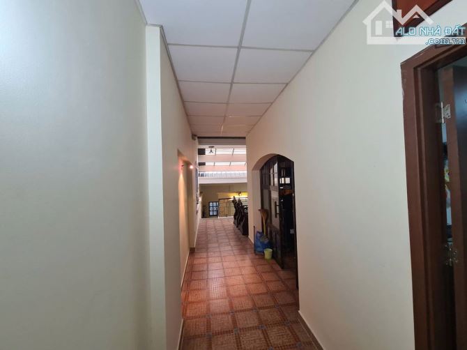 BIỆT THỰ 3 MẶT TIỀN – THÀNH THÁI, P14, QUẬN 10 – DT 122M² – SỔ VUÔNG – 23.5  TỶ TL