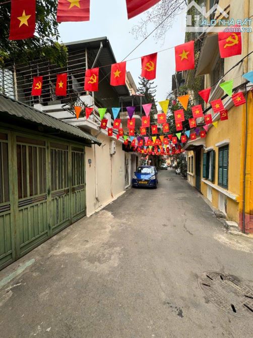 Ô TÔ VÀO NHÀ-PHÂN LÔ CÁT LINH-XÂY CHUNG CƯ MINI -TÒA VĂN PHÒNG CỰC ĐẸP-84M2*2T